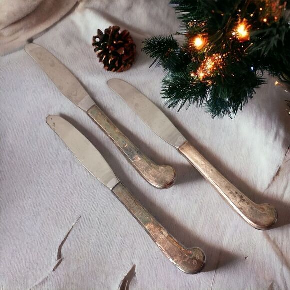 Vintage Yankee Drummer Inn Knife Set Of 3 Silver Plate Auburn MA Flatware Retro. - Picture 1 of 14